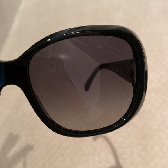 Chanel sunglasses - Picture 8 of 8
